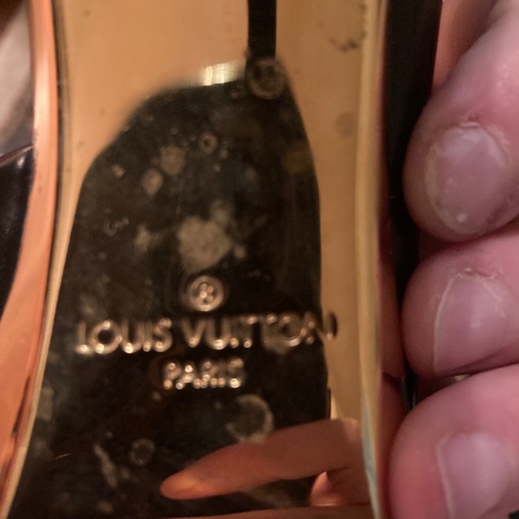 Louis Vuitton Paris pumps! - Picture 2 of 4